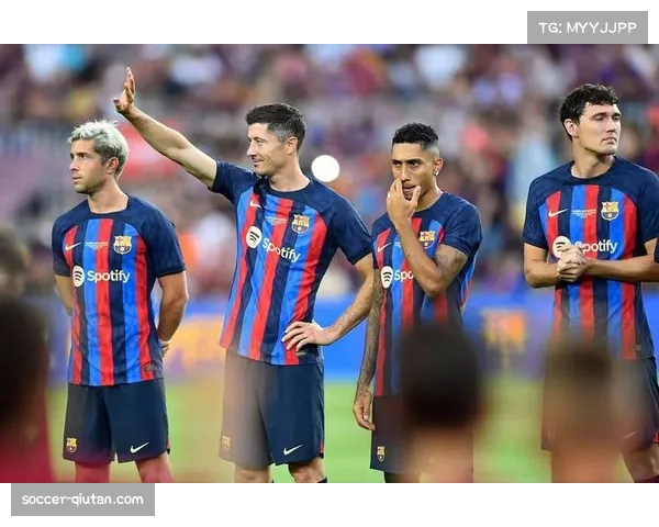 巅峰对决中的心态博弈皇马与巴萨球员赛前心理备战解析