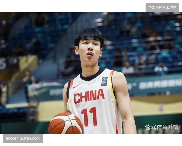 中国球员杨瀚森开拓者处境微妙 连续三场未获出场时间 中国球员杨瀚森开拓者处境微妙 连续三场未获出场时间